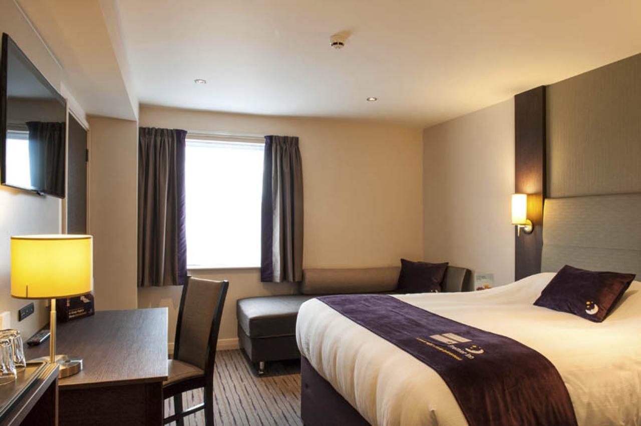 Premier Inn London Tottenham Hale Exterior photo